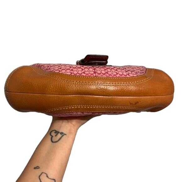 Y2k COACH Pink Signature Canvas Soho Hamilton Shoulder Bag - Picture 5 of 13